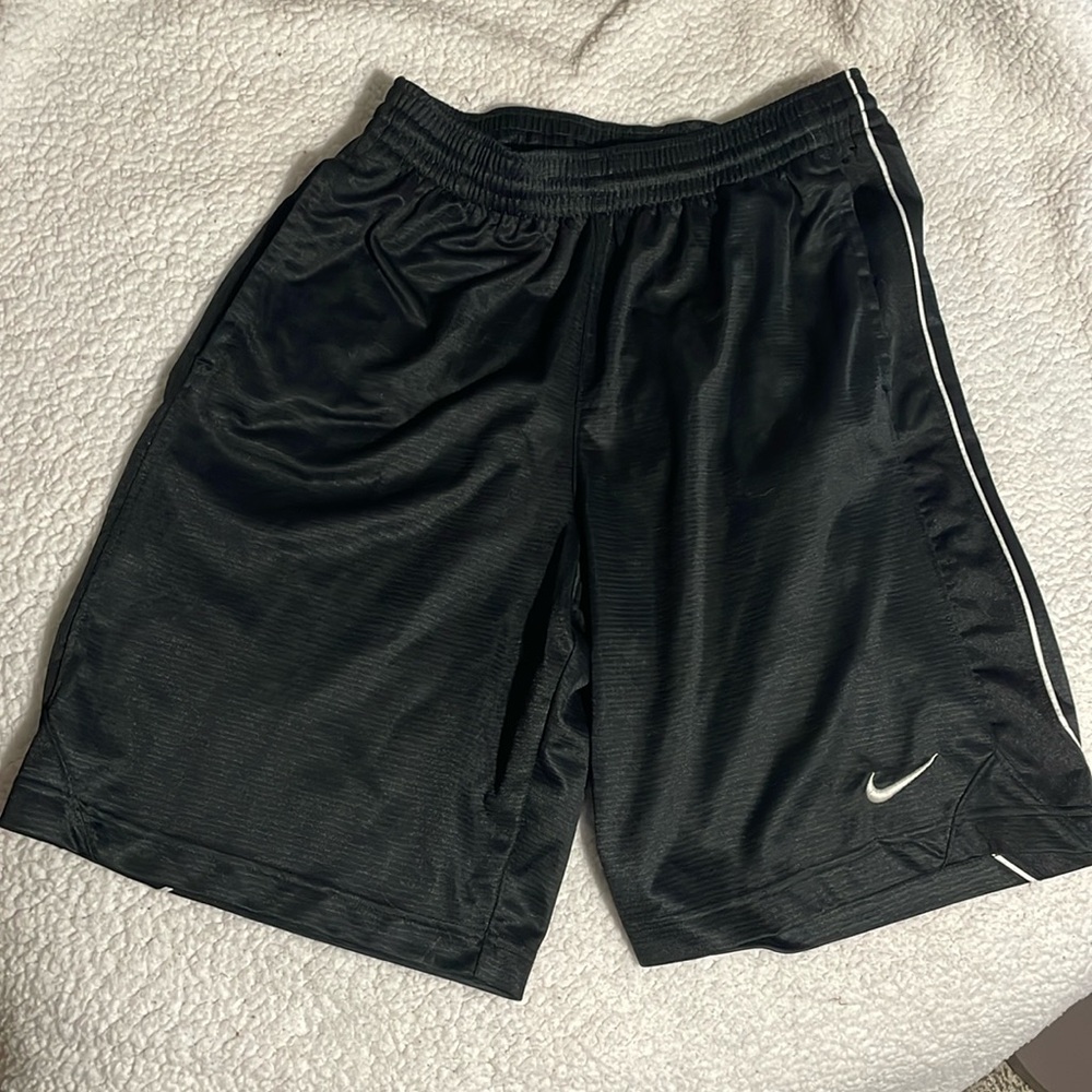 Nike Men’s Medium Basketball Shorts